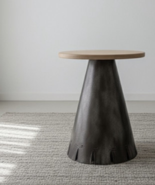 Plane Cone – Τραπεζάκι Jet Engine Furniture