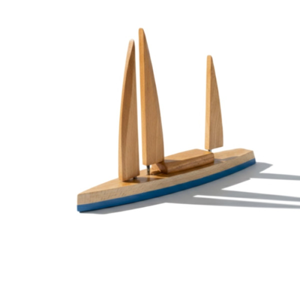 Ισορροπία στον Άνεμο -Ιστιοφόρο από οξιά 