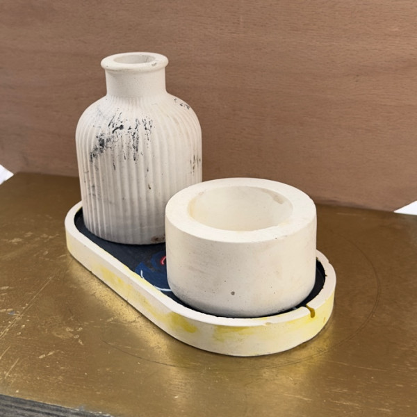 Oval Plate Stripe Jar Candle Holder Offer