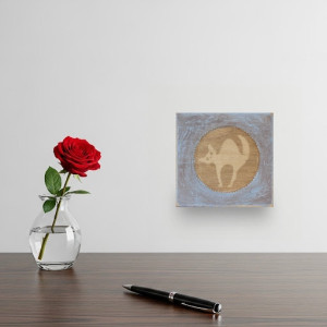 Nervous cat on Plywood 